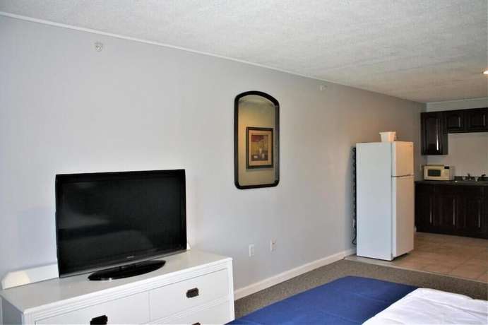 Imagen de la habitación del Hotel Winnisquam Lake Inn. Foto 12