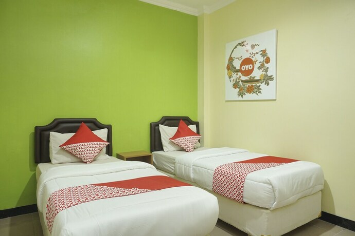 Imagen de la habitación del Hotel Winotosastro Garden. Foto 3