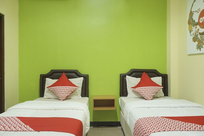 Imagen de la habitación del Hotel Winotosastro Garden. Foto 5