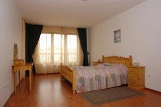 Imagen de la habitación del Hotel Winslow Atrium. Foto 5