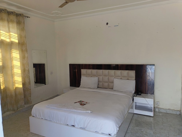 Imagen de la habitación del Hotel Winsome Residency. Foto 7
