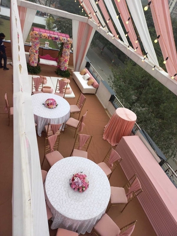Imagen de la habitación del Hotel Winsome Residency. Foto 13