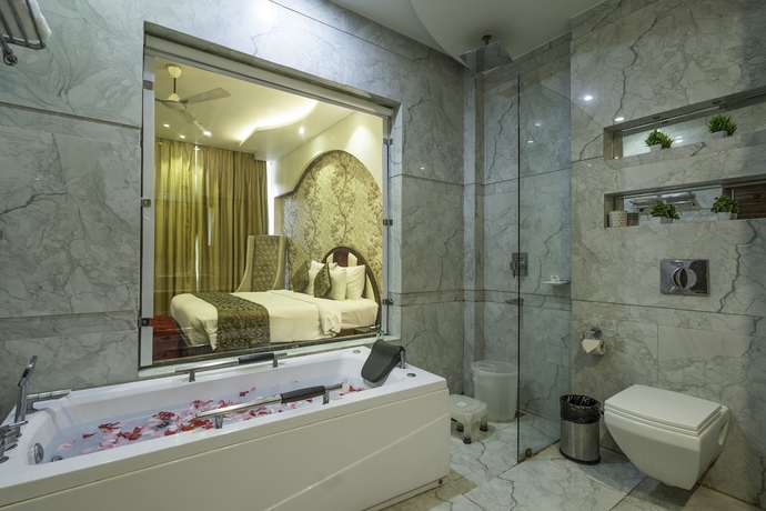 Imagen de la habitación del Hotel Winsome Resort And Spa. Foto 4