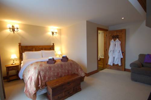 Imagen de la habitación del Hotel Winston Lodge. Foto 12