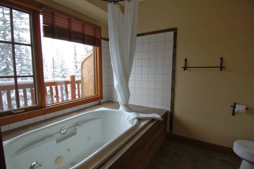 Imagen de la habitación del Hotel Winston Lodge. Foto 13