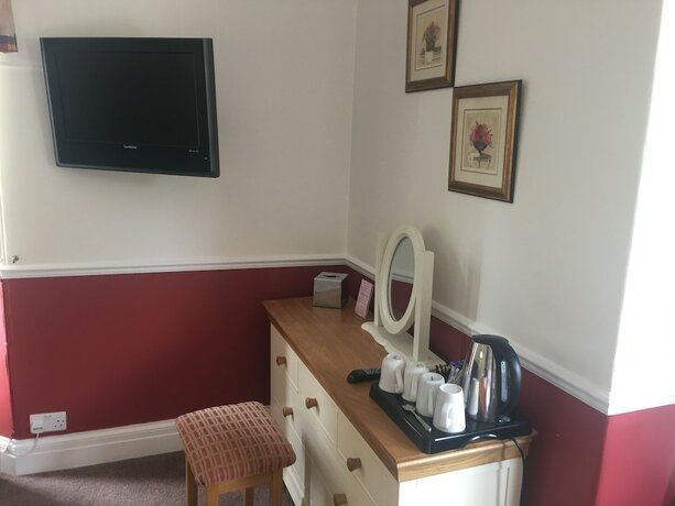 Imagen de la habitación del Hotel Winston Manor. Foto 19