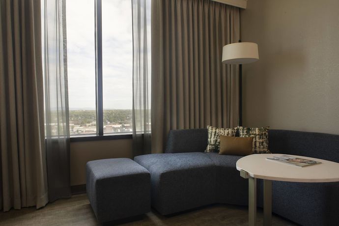 Imagen de la habitación del Hotel Winston-salem Marriott. Foto 5