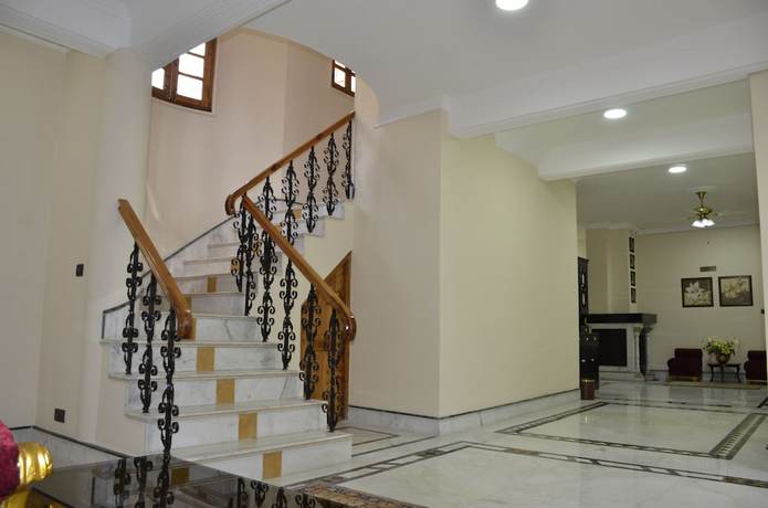 Imagen de los interiores del Hotel Winsum Hill. Foto 15