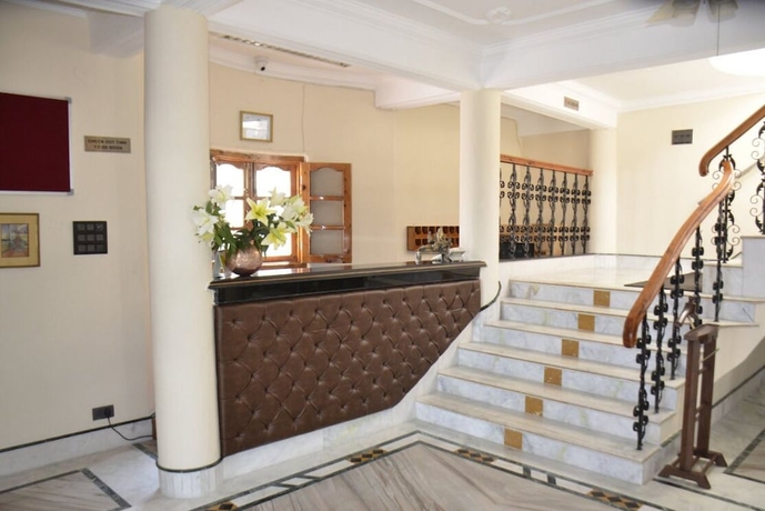 Imagen de los interiores del Hotel Winsum Hill Solan. Foto 14