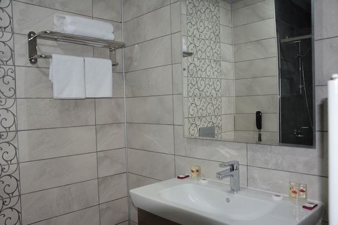 Imagen de la habitación del Hotel Winter City. Foto 8