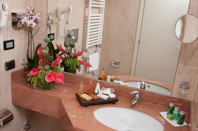 Imagen de la habitación del Hotel Winter Garden - Bergamo Airport. Foto 10