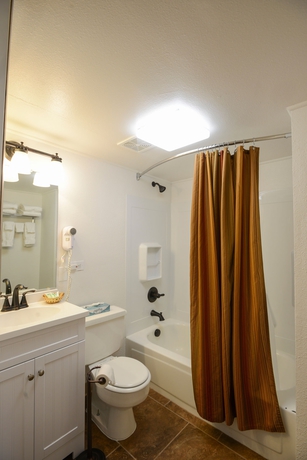 Imagen de la habitación del Hotel Winter Park Mountain Lodge. Foto 11