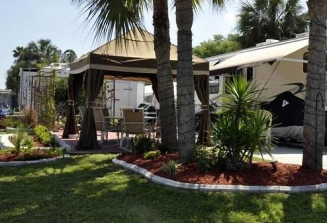 Imagen general del Hotel Winter Quarters Pasco Rv Resort - Campground. Foto 2