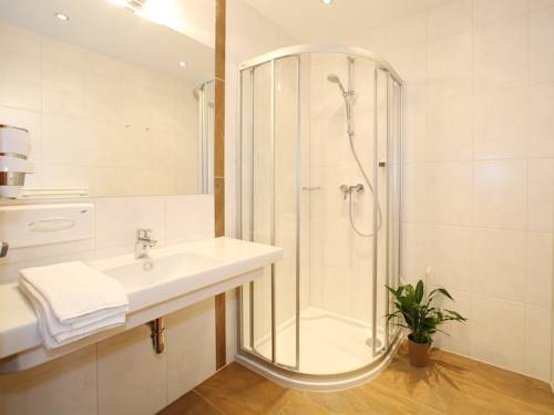 Imagen de la habitación del Hotel Winterer. Foto 10