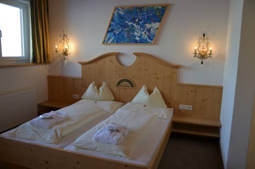 Imagen de la habitación del Hotel Winterresort Mooshaus. Foto 9