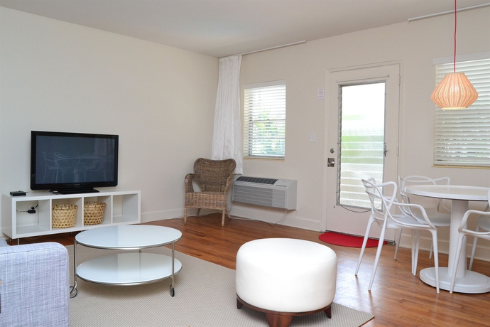 Imagen de los interiores del Hotel Winterset A North Beach Village Resort. Foto 13