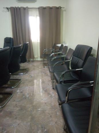 Imagen de los interiores del Hotel Wintess Garden and Suites. Foto 19