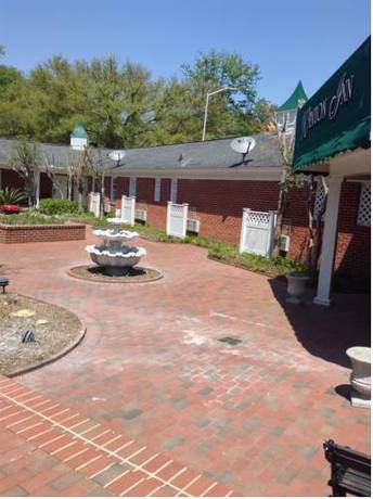 Imagen de la habitación del Hotel Winton Inn & Suites. Foto 10