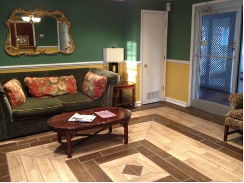 Imagen general del Hotel Winton Inn & Suites. Foto 1
