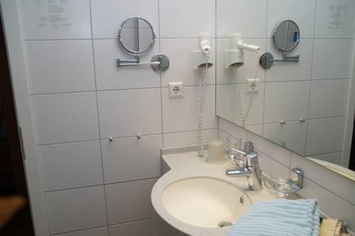 Imagen de la habitación del Hotel Winzerhotel - Restaurant Zum Moselstrand. Foto 6