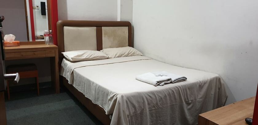 Imagen de la habitación del Hotel Wir. Foto 15