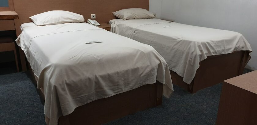 Imagen de la habitación del Hotel Wir. Foto 16