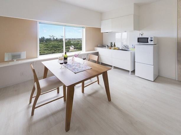 Imagen de la habitación del Hotel Wires. Foto 6