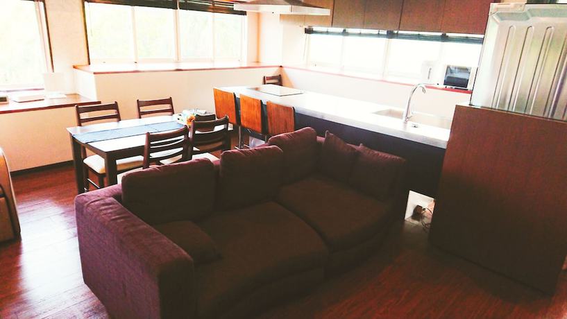 Imagen de la habitación del Hotel Wires. Foto 9