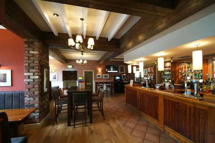 Imagen del bar/restaurante del Hotel Wirral Park. Foto 2