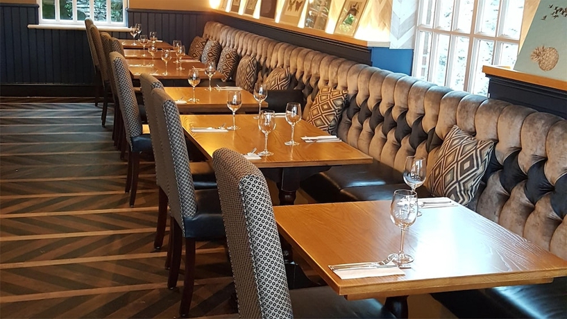 Imagen del bar/restaurante del Hotel Wirral Park. Foto 6