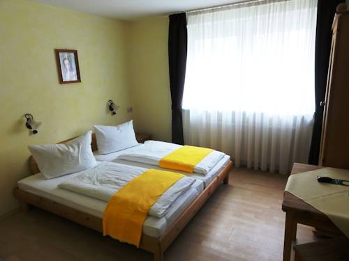 Imagen de la habitación del Hotel Wirtshaus Krone. Foto 3