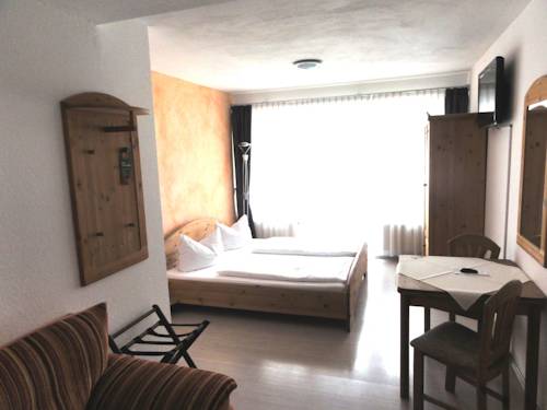 Imagen de la habitación del Hotel Wirtshaus Krone. Foto 6