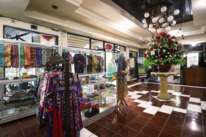 Imagen de los interiores del Hotel Wisata, Magelang. Foto 19