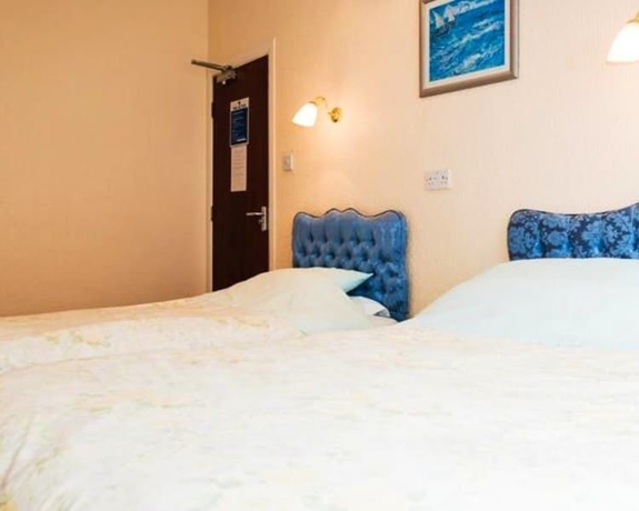 Imagen de la habitación del Hotel WiseStay. Foto 7