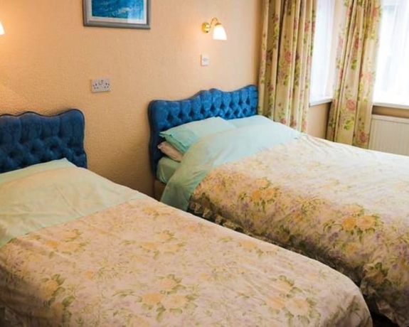 Imagen de la habitación del Hotel WiseStay. Foto 11