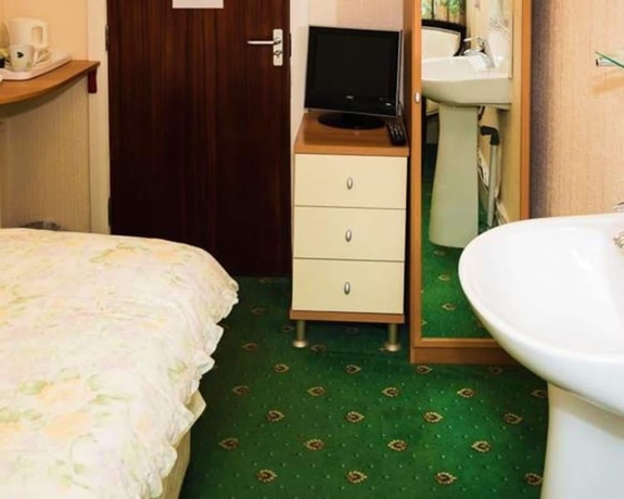 Imagen de la habitación del Hotel WiseStay. Foto 12