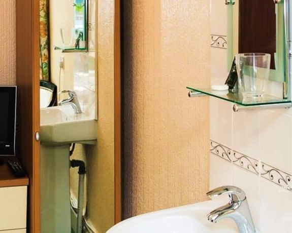 Imagen de la habitación del Hotel WiseStay. Foto 16