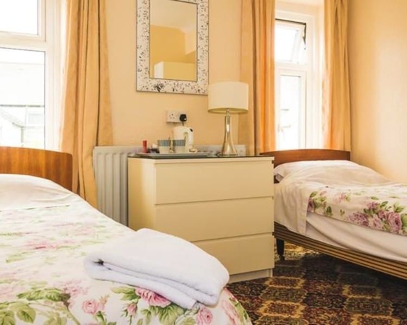 Imagen de la habitación del Hotel WiseStay. Foto 19