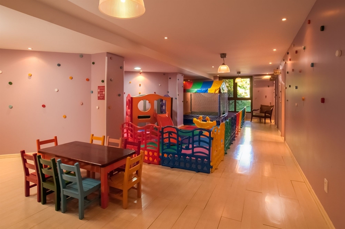 Imagen de los interiores del Hotel Wish Serrano. Foto 9