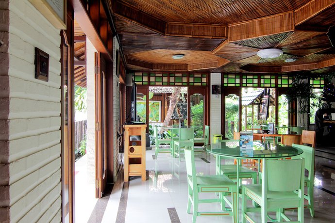 Imagen del bar/restaurante del Hotel Wisma Ary's Hotel. Foto 3
