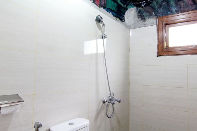 Imagen de la habitación del Hotel Wisma Ary's Hotel. Foto 8