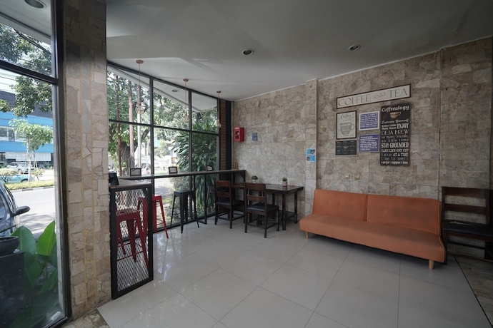 Imagen de los interiores del Hotel Wisma Asia Busindo Syariah. Foto 14