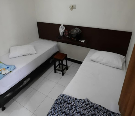 Imagen de la habitación del Hotel Wisma CK Kebumen by Cozzy. Foto 11