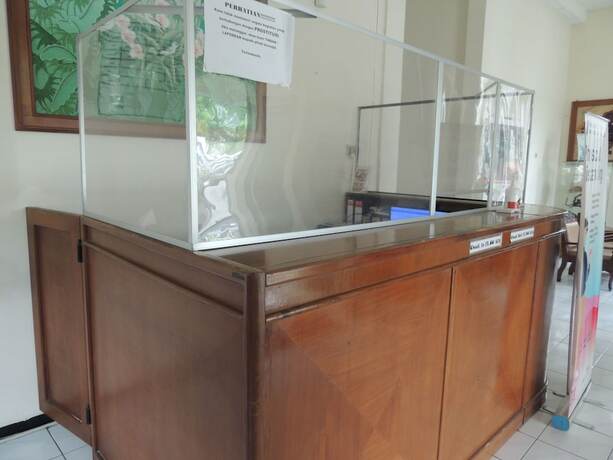 Imagen general del Hotel Wisma Tamu UKSW. Foto 9