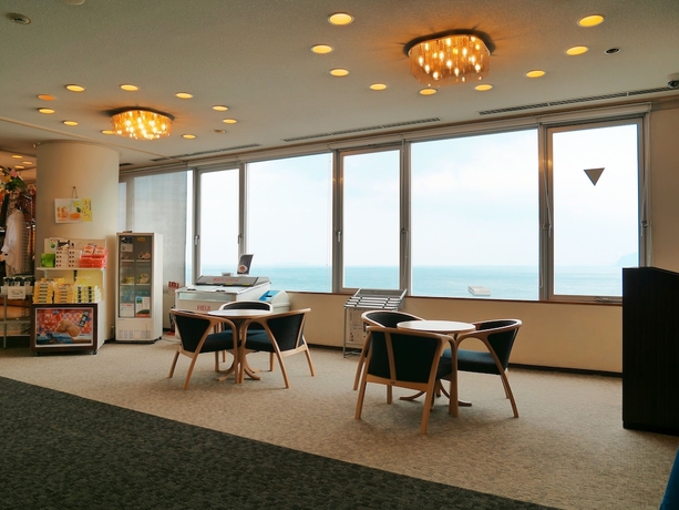 Imagen de los interiores del Hotel Wisterian Life Club Atami. Foto 9