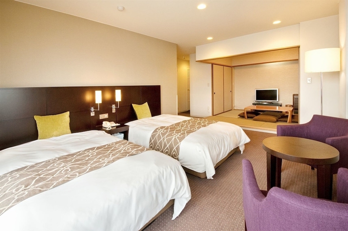 Imagen de la habitación del Hotel Wisterian Life Club Toba. Foto 6