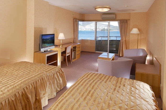 Imagen de la habitación del Hotel Wisterian Life Club Toba. Foto 9