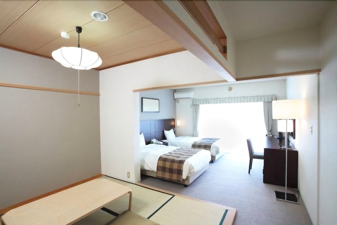Imagen de la habitación del Hotel Wisterian Life Club Usami. Foto 3