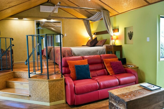 Imagen general del Hotel Witches Falls Cottages. Foto 4