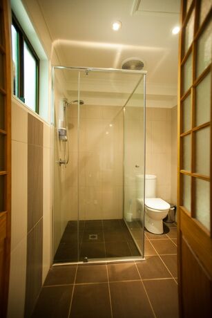 Imagen general del Hotel Witches Falls Cottages. Foto 8